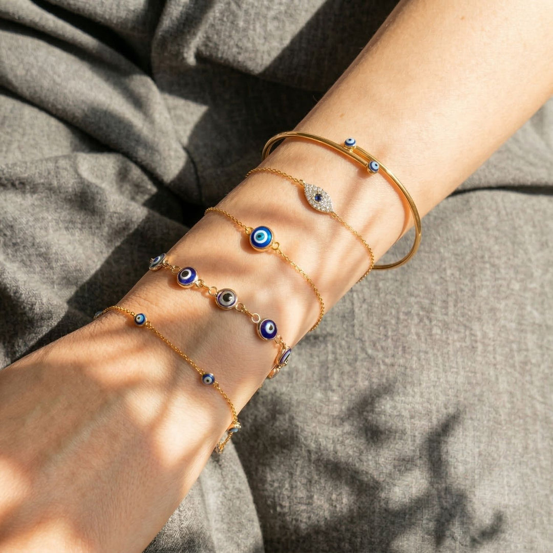 18ct Gold Plated Evil Eye Charm Bracelet, 18K Gold Plated Evil Eye Bracelet, Gold Plated Evil Eye Bracelet, Evil Eye Charm Bracelet, Gold Evil Eye Jewellery, Evil Eye Bracelet for Women, Protective Evil Eye Bracelet, Gold Charm Bracelet for Women, Evil Eye Jewellery Gift, Sophelia &amp; Co Evil Eye Bracelet,