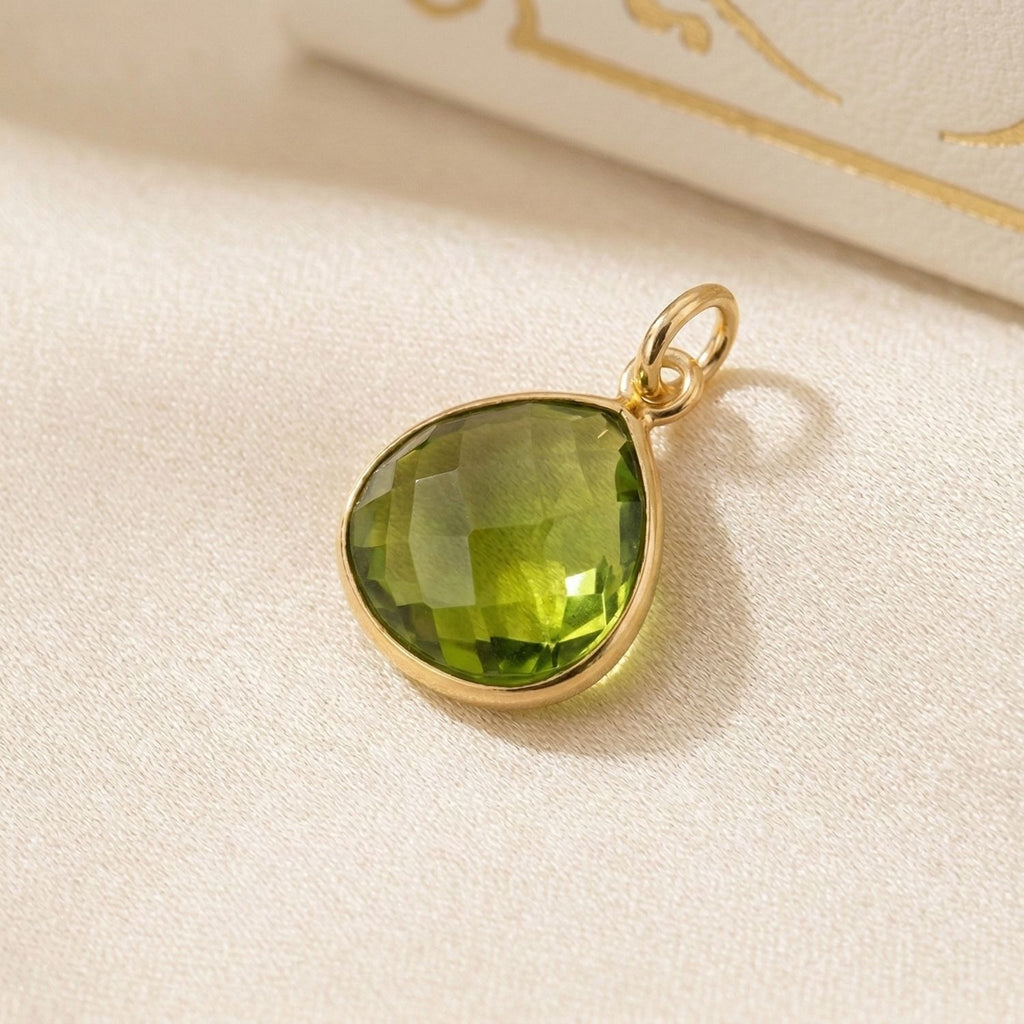 Plated Shiny Pendant